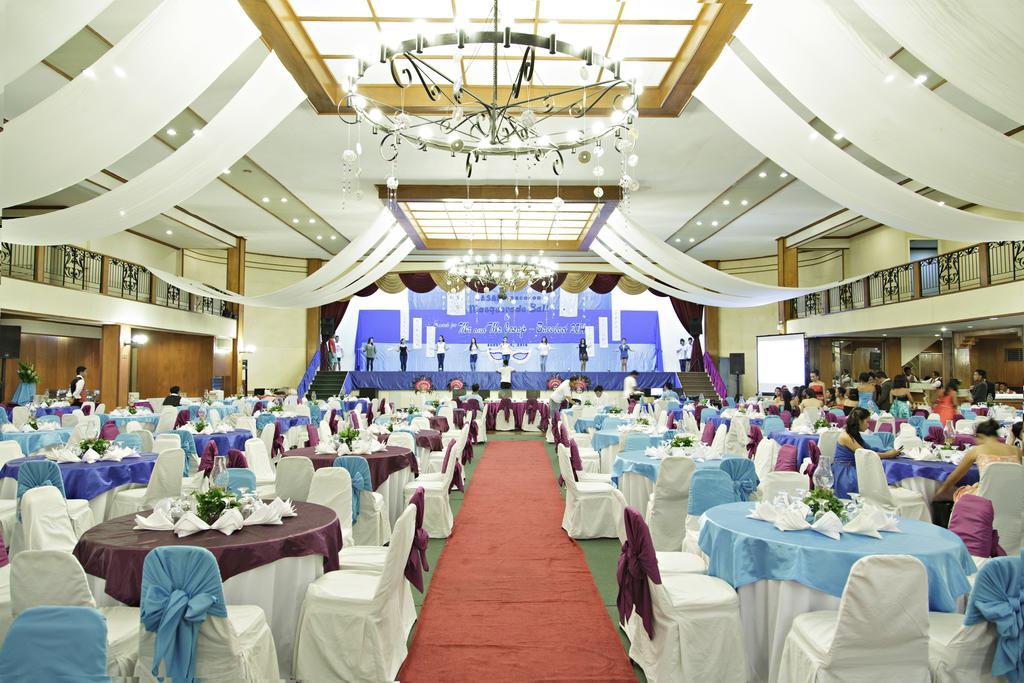 Goldenfield Kundutel Hotel Баколод Екстериор снимка